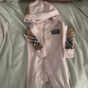 Burberry Onesie & Hat